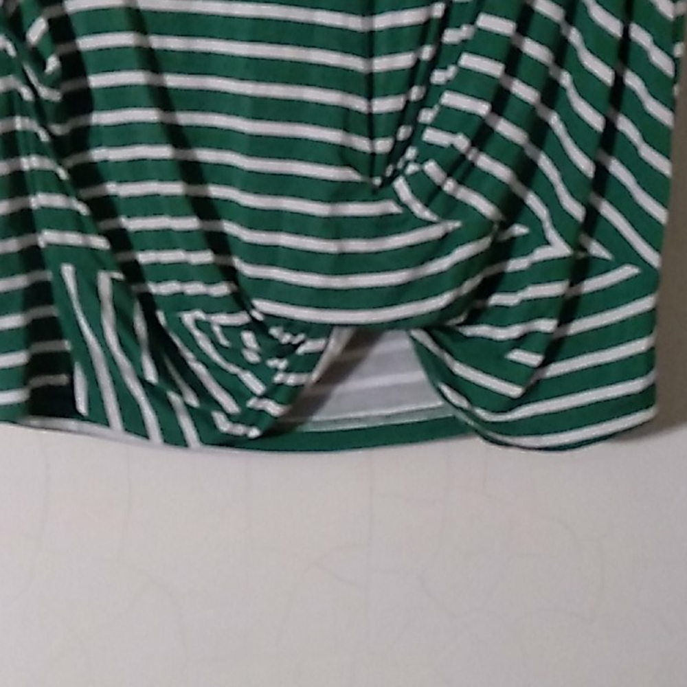 NY&C Soho Street Grn & Wht Striped Tanktop Medium - Picture 2 of 4